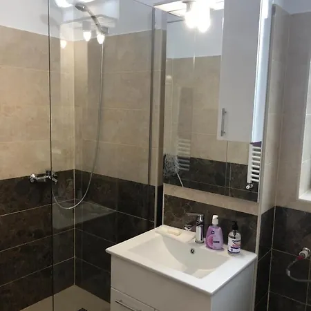 Viky Apartmán *