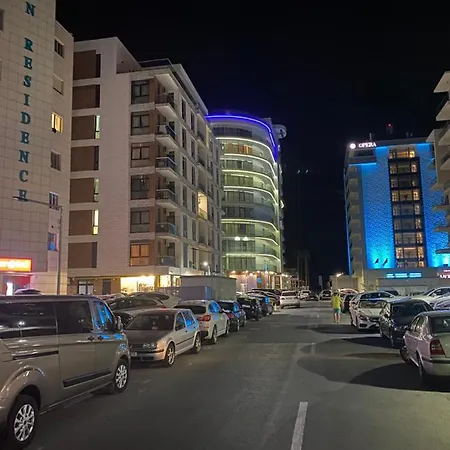 Viky * Mamaia