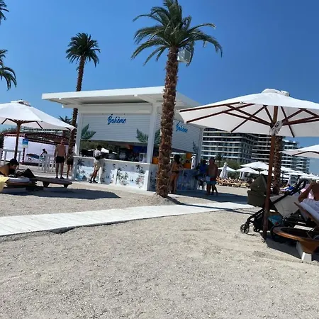 Viky * Mamaia