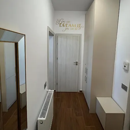 Viky Apartment *